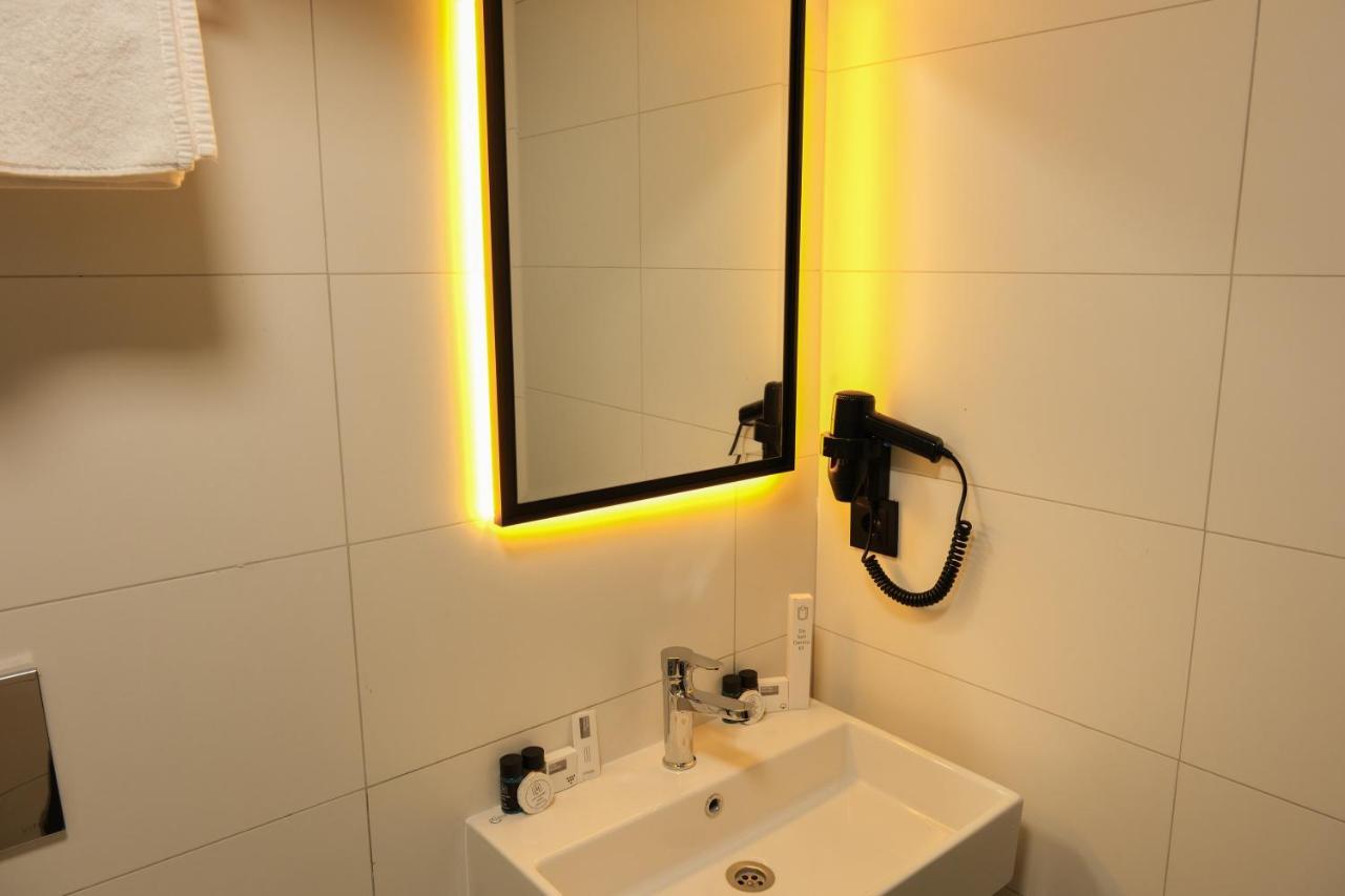 Plus Hotel & Private Transportation Istanbul Airport-By Loft Arnavutkoy Exterior foto